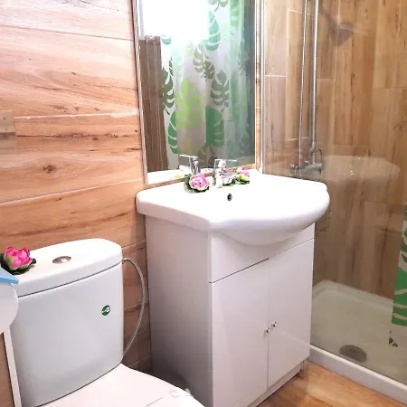 Garden View Studio *