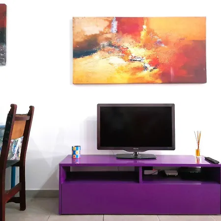 Garden View Studio Apartment *